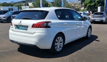 Reunion auto occasion 308 2020 1.2  130ch s&s style pack eat8 pas chère.