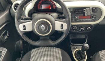 Occasion à vendre : Renault voiture vert pistache essence 1.0 sce 65ch life e6d-full Reunion
