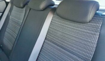 Image illustrative S.u.v. occasion climatisation blanc céleste Reunion à saisir.