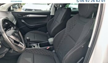 Image illustrative S.u.v. occasion climatisation blanc lune Reunion à saisir.