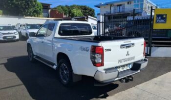 Occasion à vendre : Mitsubishi voiture  diesel 2.2 di-d 150ch club cab intense Reunion