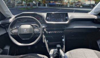 Occasion à vendre : Peugeot voiture gris platinium (m) essence 1.2 puretech 100ch s&s style 118g Reunion