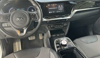 Occasion à vendre : Kia voiture blanc celeste electrique design 204ch Reunion