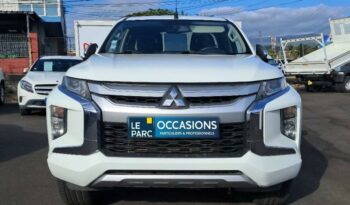 Photo L200 occasion 2.2 di-d 150ch club cab evap isc intense ile Reunion.