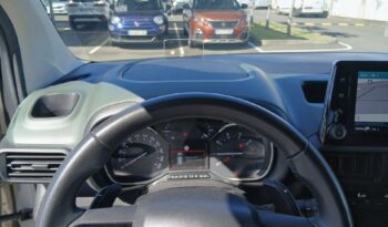 Occasion à prix réduit chez Renault-renault Le Port : Vente ludospace 2021, ludospace à La Reunion.