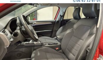 Image illustrative S.u.v. occasion climatisation rouge Reunion à saisir.