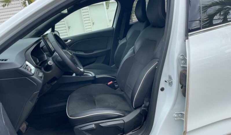 RENAULT Clio 1.6 E-Tech hybride 140ch Intens -21N complet