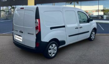 Kangoo Express occasion Reunion maxi 1.5 blue dci 95ch grand volume confort, modèle 2021 à vendre.
