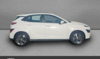 Occasion à vendre : Hyundai voiture bleu electrique electric 39kwh - 136ch creative Reunion