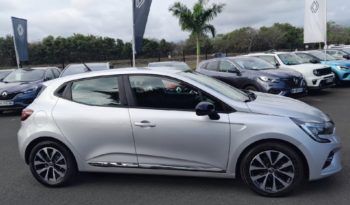 Occasion à prix réduit chez Renault-renault Saint Pierre : Vente berline 2021, berline à La Reunion.