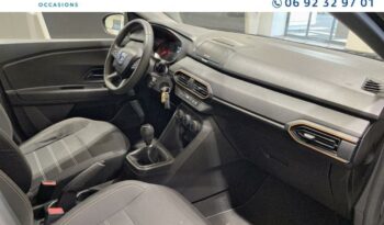 Occasion vehicule Reunion Dacia manuelle en vente à La Réunion.