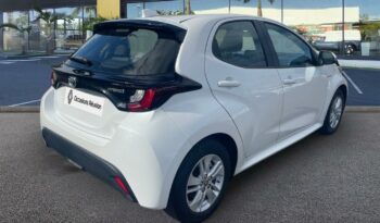 Yaris occasion Reunion 116h design 5p my22, modèle 2021 à vendre.