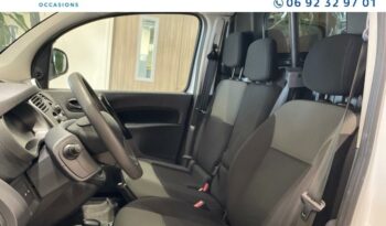 Image illustrative Fourgonnette occasion climatisation blanc minéral Reunion à saisir.