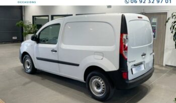 Occasion à vendre : Renault voiture blanc diesel 1.5 blue dci 80ch générique 5cv Reunion