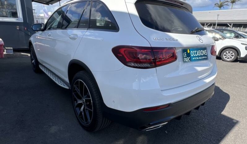 MERCEDES-BENZ GLC 300 e 211+122ch AMG Line 4Matic 9G-Tronic Euro6d-T-EVAP-ISC complet