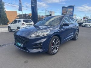 Vente Ford Kuga 2.0 ecoblue 150ch mhev st-line Leparc-gbh Comptoir Des Isles, La Reunion.