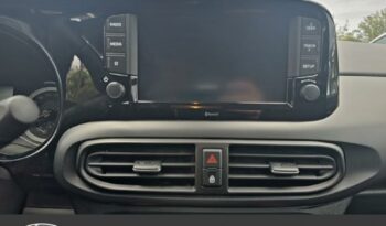 Image illustrative Berline occasion climatisation polar white Reunion à saisir.