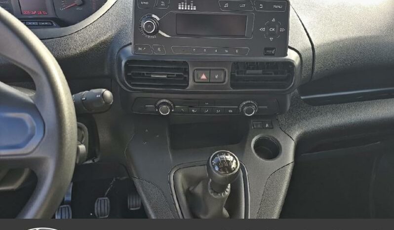 PEUGEOT Partner Standard 650kg BlueHDi 75ch Pro 4cv complet