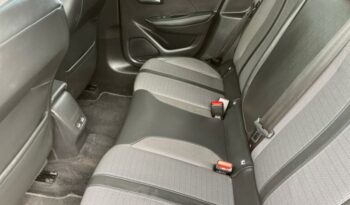 Image illustrative Berline occasion climatisation jaune Reunion à saisir.