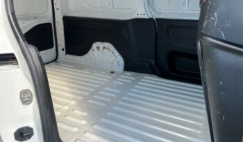 Image illustrative Fourgonnette occasion climatisation blanc Reunion à saisir.