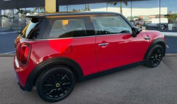 Mini occasion Reunion cooper se 184ch classic bva 5cv, modèle 2021 à vendre.