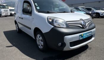 Image illustrative Fourgonnette occasion climatisation blanc minéral Reunion à saisir.