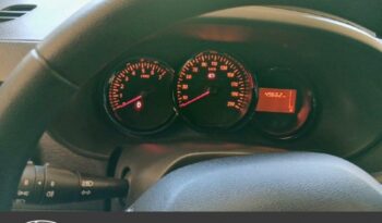 Image illustrative Ludospace occasion climatisation blanc glacier Reunion à saisir.