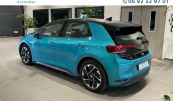 Occasion à vendre : Volkswagen voiture turquoise maui (exclusive) electrique 150ch pure performance 45 kwh Reunion