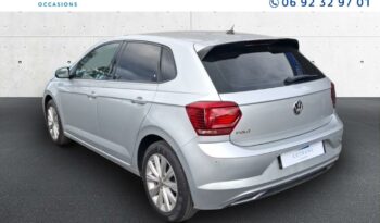 Occasion à vendre : Volkswagen voiture reflet d'argent métallisé essence 1.0 tsi 95ch life Reunion