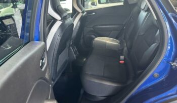 Image illustrative S.u.v. occasion climatisation bleu iron Reunion à saisir.