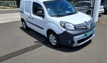 Image illustrative Fourgonnette occasion climatisation blanc minéral Reunion à saisir.