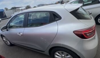 Clio occasion Reunion tce 90ch life +, modèle 2021 à vendre.