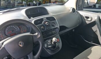 Occasion à vendre : Renault voiture blanc minéral diesel 1.5 blue dci 95ch générique Reunion