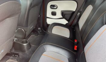 Image illustrative Berline occasion climatisation orange valencia Reunion à saisir.