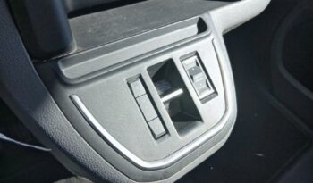 Reunion auto occasion Expert 2021 electrique 136ch batterie 50 kwh standard 9 places pas chère.