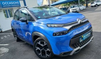 Image illustrative S.u.v. occasion climatisation voltaic blue (m) - perla nera Reunion à saisir.