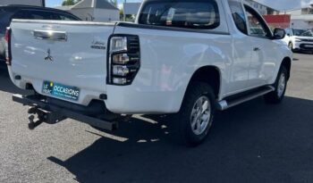 Reunion auto occasion L200 2021 2.2 di-d 150ch club cab  invite pas chère.