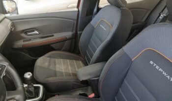 Occasion vehicule Reunion Dacia manuelle en vente à La Réunion.