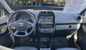 Occasion à vendre : Dacia voiture gris eclair métallisé electrique confort plus - achat intégral Reunion