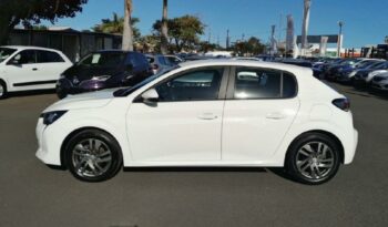 Occasion à prix réduit chez Renault-renault Saint Pierre : Vente berline 2021, berline à La Reunion.