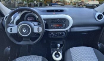 Occasion à vendre : Renault voiture rouge flamme electrique e-tech electric life r80 achat intégral - 21my Reunion