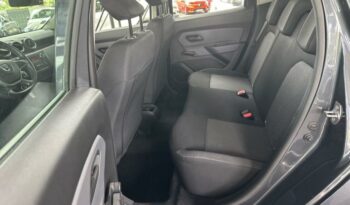 Image illustrative S.u.v. occasion climatisation gris comète métallisé Reunion à saisir.