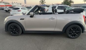 Cabrio occasion Reunion one 102ch, modèle 2021 à vendre.