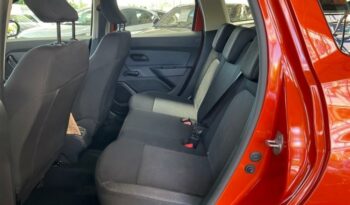 Image illustrative S.u.v. occasion climatisation orange atacama Reunion à saisir.