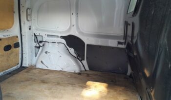 Image illustrative Fourgonnette occasion climatisation blanc minéral Reunion à saisir.