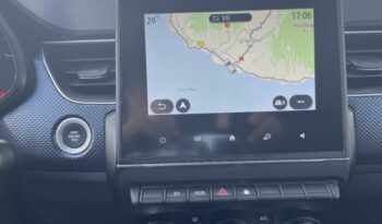 Occasion 974 : Découvrez la version 1.6 e-tech hybride 145ch evolution -22 Renault 2022, Reunion.