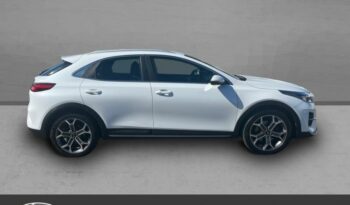 Occasion à vendre : Kia voiture blanc diesel/micro-hybride 1.6 crdi 136ch mhev design dct7 my22 Reunion