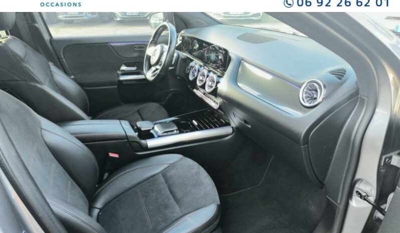 MERCEDES-BENZ GLA 200 d 150ch AMG Line 8G-DCT complet