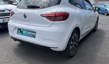 Reunion auto occasion Clio 2022 tce 90ch limited x-tronic pas chère.
