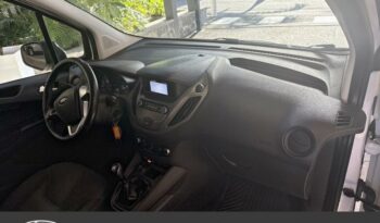 Occasion vehicule Reunion Ford manuelle en vente à La Réunion.